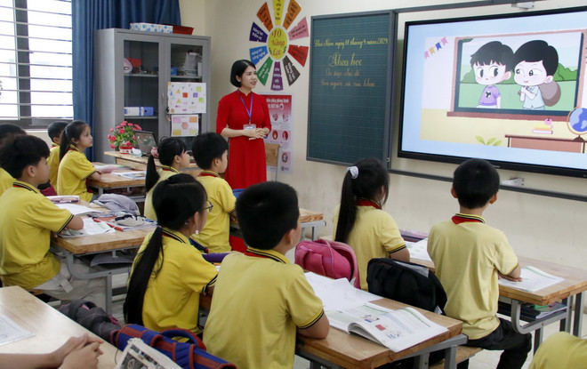 Nhiều trường học ở Bắc Giang đã ứng dụng AI trong quản lý, dạy học và kiểm tra đánh giá. (Ảnh: Đồng Thúy/TTXVN) ttxvn-tri tue nhan tao2.jpg
