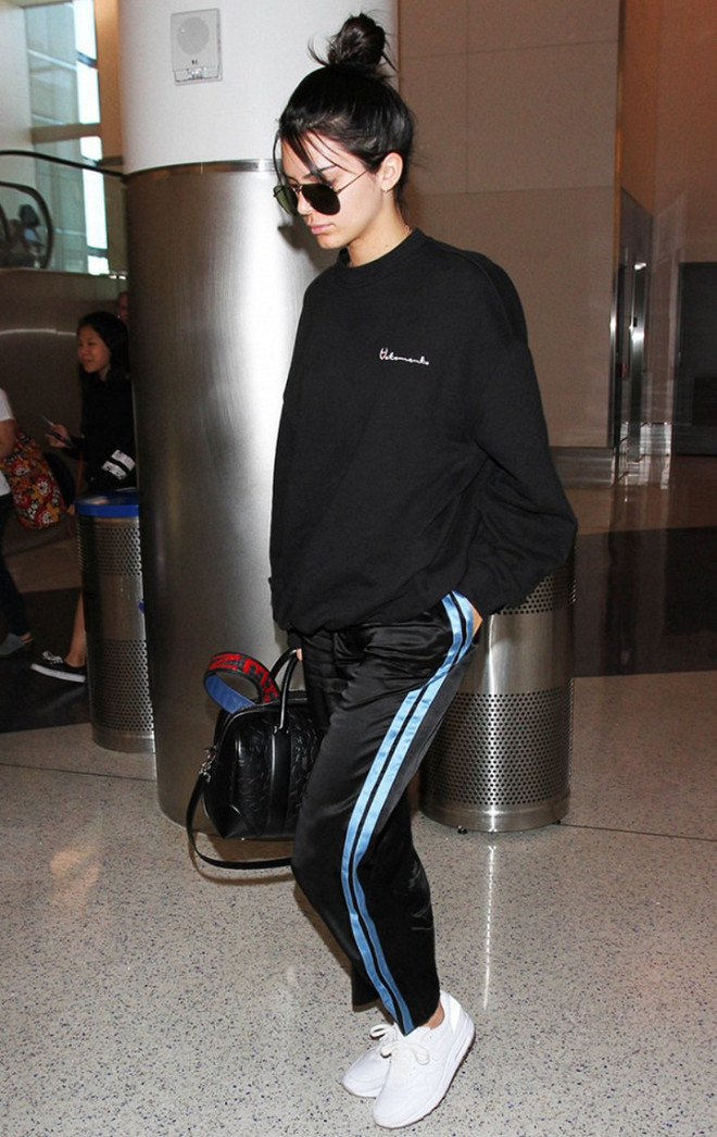 Ba kiểu quần siêu chất đang được mỹ nhân thế giới tích cực lăng xê ảnh 2