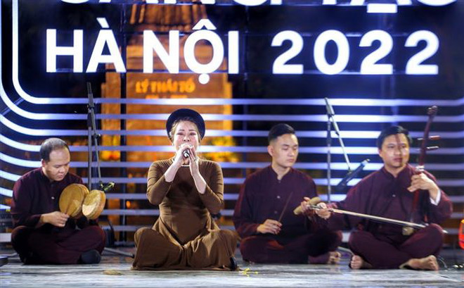 Tưng bừng Liên hoan trình diễn Di sản Văn hóa Phi vật thể Hà Nội ảnh 1