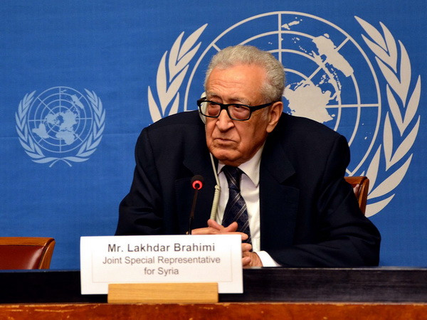 Ông Lakhdar Brahimi. (Ảnh: AFP/TTXVN) Đặc phái viên quốc tế về Syria Lakhdar Brahimi từ nhiệm ảnh 1
