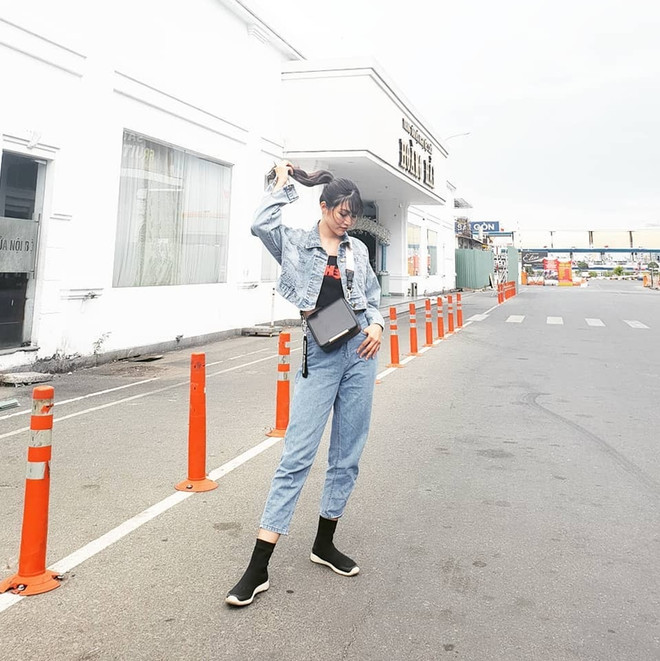 Street style đẹp ngất ngây của dàn sao Việt trong những ngày nghỉ lễ ảnh 16