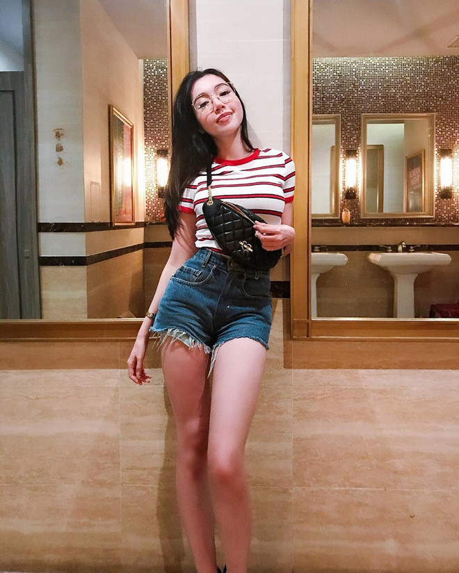 Street style đẹp ngất ngây của dàn sao Việt trong những ngày nghỉ lễ ảnh 14