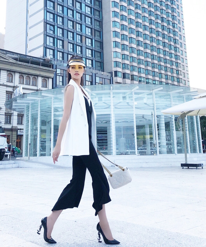 Street style đẹp ngất ngây của dàn sao Việt trong những ngày nghỉ lễ ảnh 6