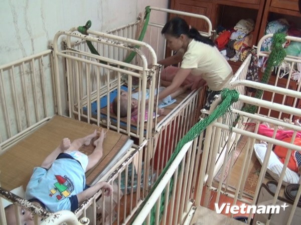 Chuyển người được nuôi dưỡng ở chùa Bồ Đề vào trung tâm bảo trợ ảnh 2