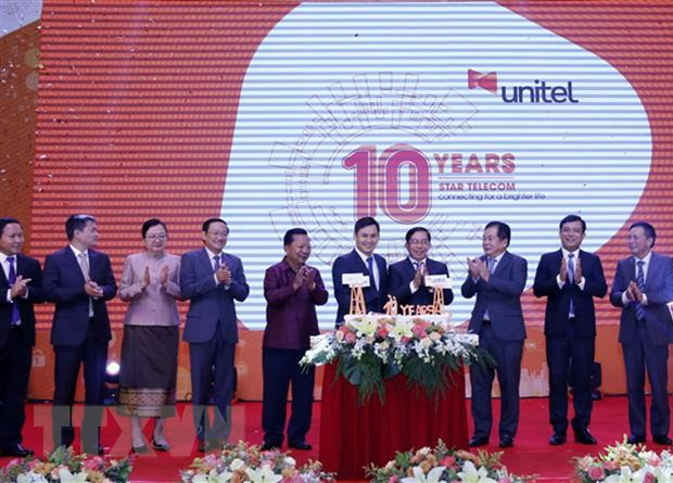 Việt Nam sẽ động viên thêm nhiều doanh nghiệp lớn sang đầu tư tại Lào ảnh 1