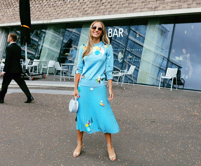 Năm điểm sáng street style tại tuần lễ thời trang London Xuân Hè 2018 ảnh 12
