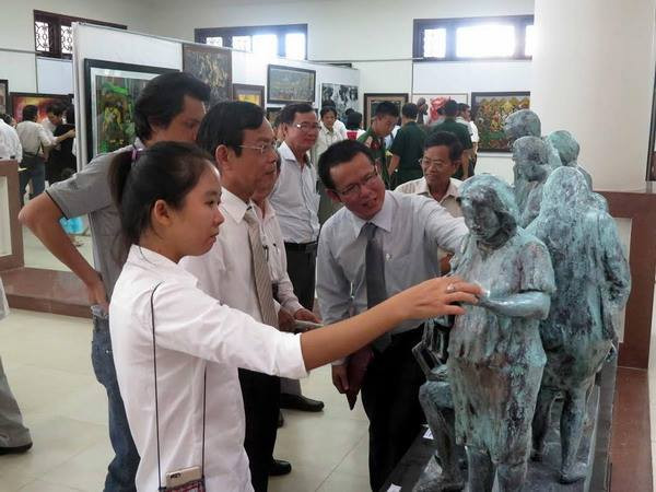 Đa dạng tác phẩm dự Triển lãm mỹ thuật Nam miền Trung-Tây Nguyên ảnh 1