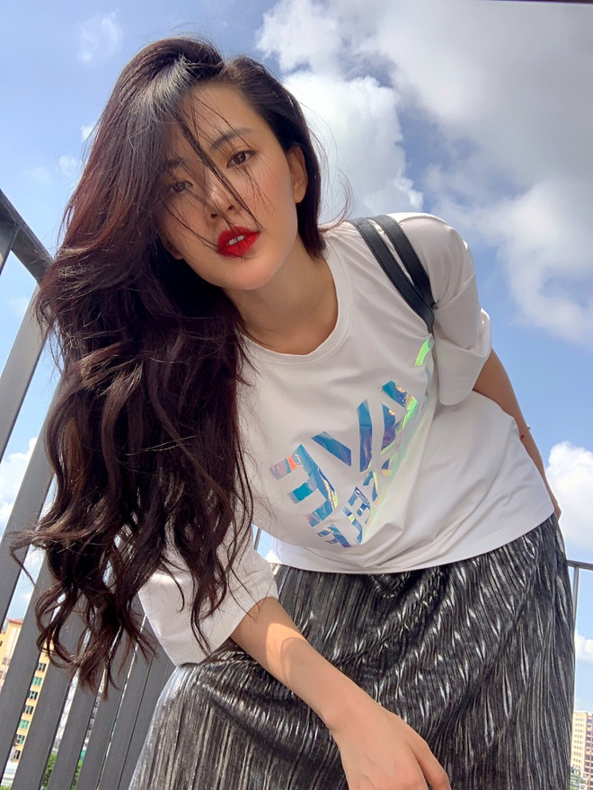 Sao Việt đeo khẩu trang "nhắc khéo" mọi người không nên chủ quan ảnh 10