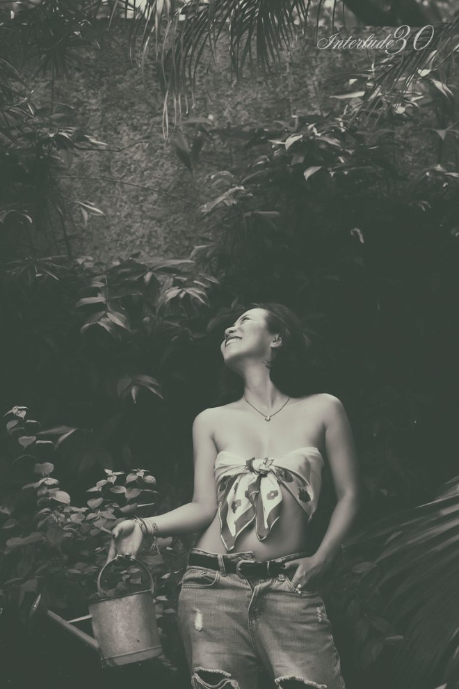 Nhà thiết kế thời trang Ly Vũ 30 - Cởi mở về 'chuyện kín' ảnh 3