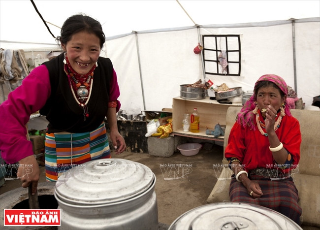 Hành trình chiêm bái ngọn núi thiêng Kailash ở Tây Tạng ảnh 14