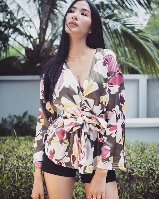 Học lỏm street style “hạ nhiệt” ngày nóng của mỹ nhân Việt ảnh 17