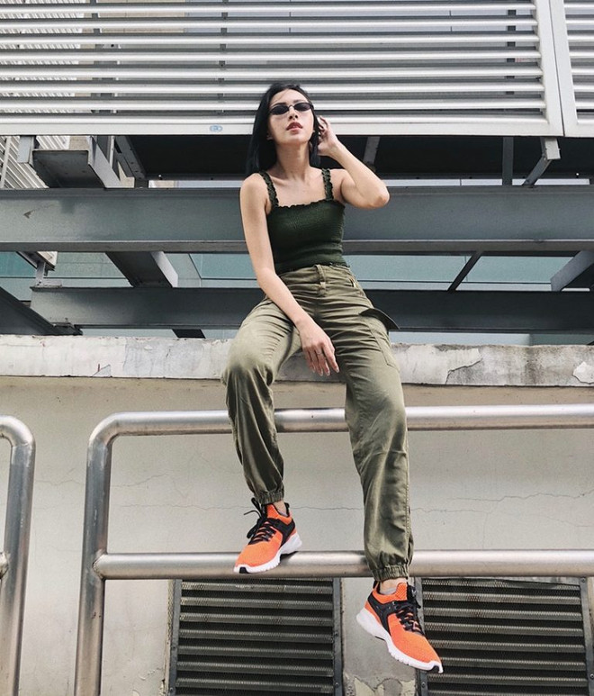 Học lỏm street style “hạ nhiệt” ngày nóng của mỹ nhân Việt ảnh 12