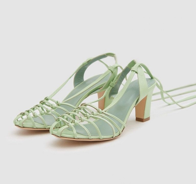 15 mẫu sandals cực hot có thể phối với nhiều trang phục ảnh 4