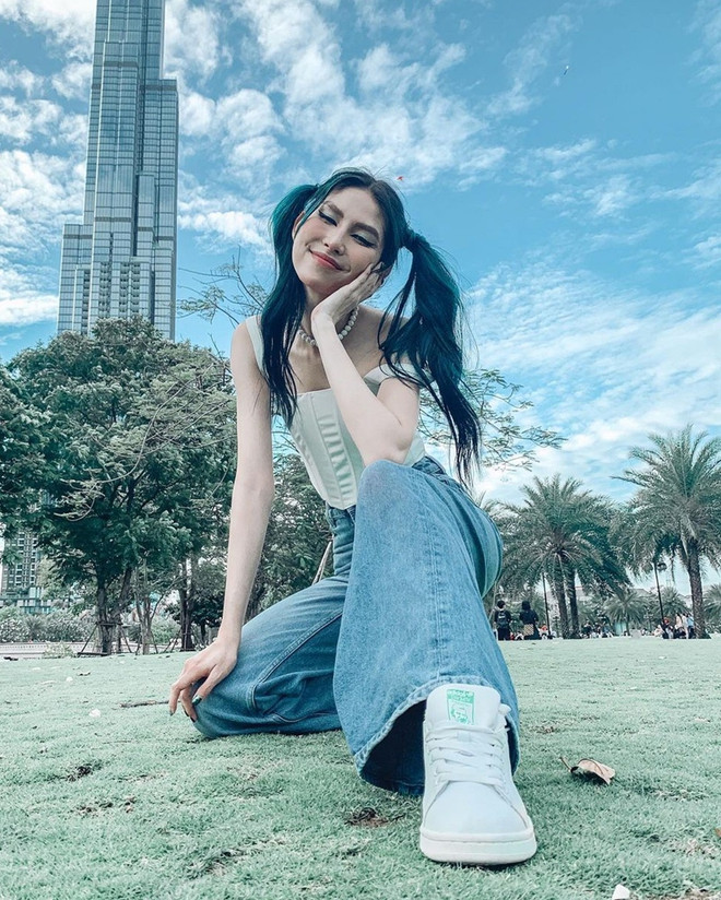 Diện quần jeans "xịn xò" như street style của dàn sao Việt ảnh 6