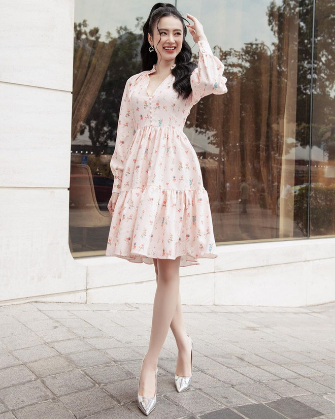 Diện quần jeans "xịn xò" như street style của dàn sao Việt ảnh 19