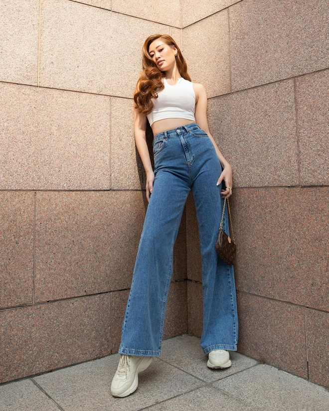 Diện quần jeans "xịn xò" như street style của dàn sao Việt ảnh 5