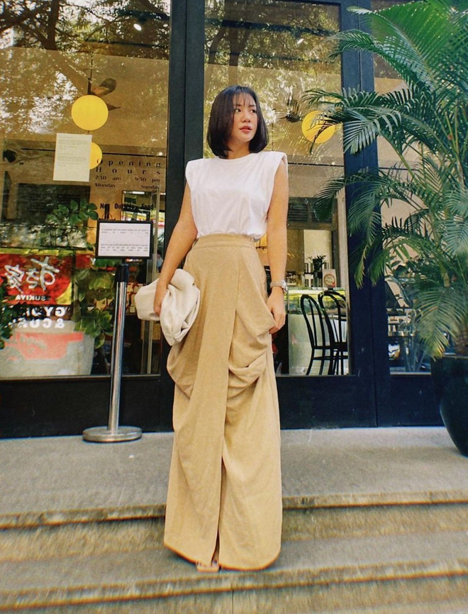 Diện quần jeans "xịn xò" như street style của dàn sao Việt ảnh 14