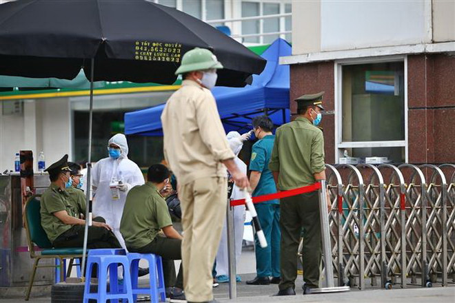 Hà Nội tăng tốc khoanh vùng, cách ly nguy cơ lây nhiễm từ Bạch Mai ảnh 1