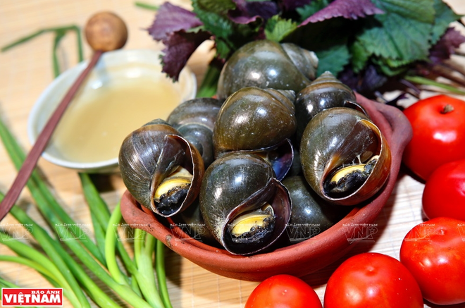 Bún ốc vỉa hè - món ăn không thể thiếu trong ẩm thực Hà Nội ảnh 1