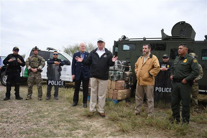 Tổng thống Trump từ bỏ đàm phán với quốc hội về bức tường biên giới ảnh 1