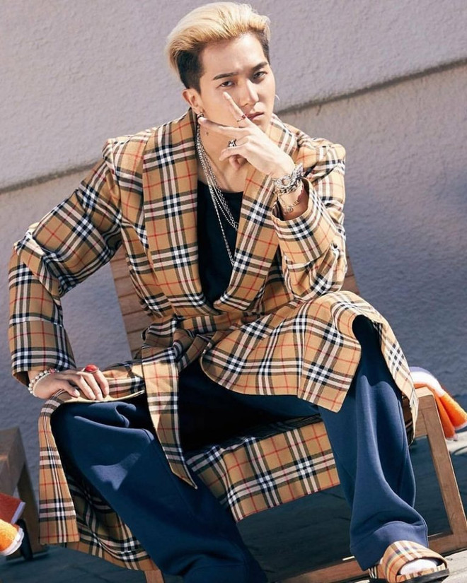 Burberry “hạ gục” dàn sao thế giới với họa tiết kẻ sọc kinh điển ảnh 9