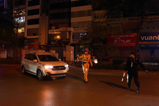 Cả nước xảy ra 17 vụ chống người thi hành công vụ trong 3 tháng qua ảnh 1