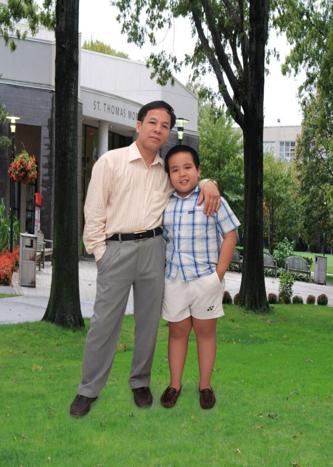 ''Các ông bố ơi, khi con còn bé hãy tranh thủ làm người hùng!'' ảnh 1