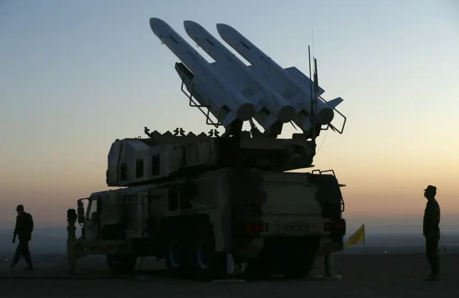 Iran thử nghiệm thành công hệ thống tên lửa phòng không tích hợp mới ảnh 1