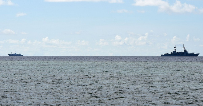 Tàu khu trục cỡ nhỏ của Philippines mắc cạn ở Biển Đông ảnh 1