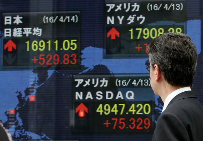 Chứng khoán toàn cầu đi lên trước cuộc bỏ phiếu lịch sử tại Anh ảnh 1