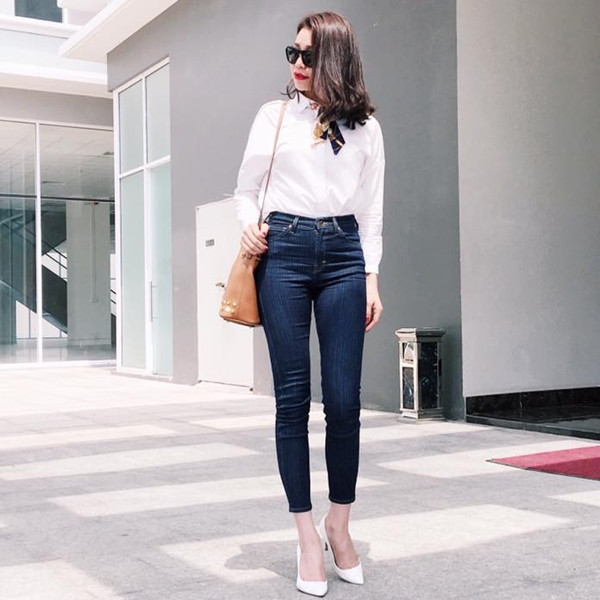 Ngẩn ngơ trước loạt đầm rực rỡ của sao Việt ngày nắng ảnh 8