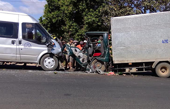 Tấn công đâm xe tại Jerusalem, ít nhất 5 người bị thương ảnh 1