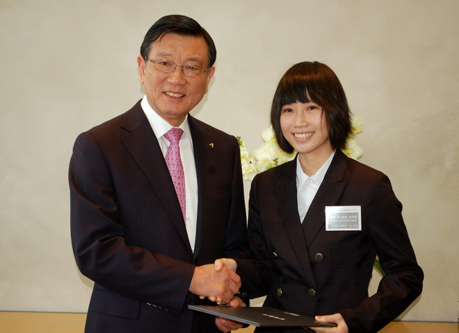 Kumho Asiana trao học bổng cho sinh viên Việt tại Hàn Quốc ảnh 1