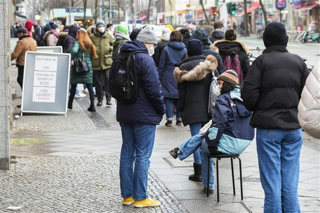 Thủ tướng Đức: Người dân không nên nghĩ SARS-CoV-2 sẽ tự biến mất ảnh 1