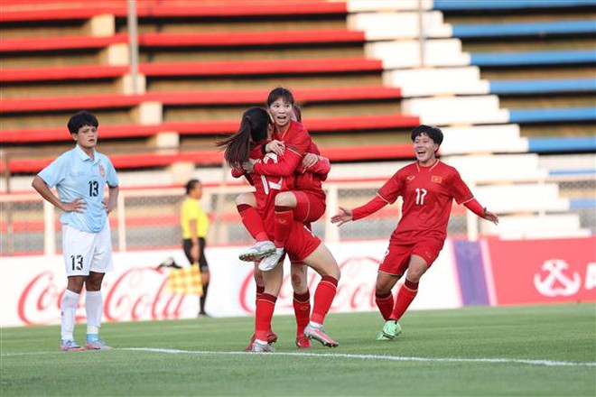 "Chiến thắng nhờ tinh thần thi đấu quyết tâm cao của phụ nữ Việt Nam" ảnh 2
