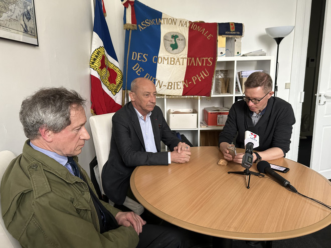Nắm đất Điện Biên Phủ và tình yêu Việt Nam của những cựu binh Pháp ảnh 3