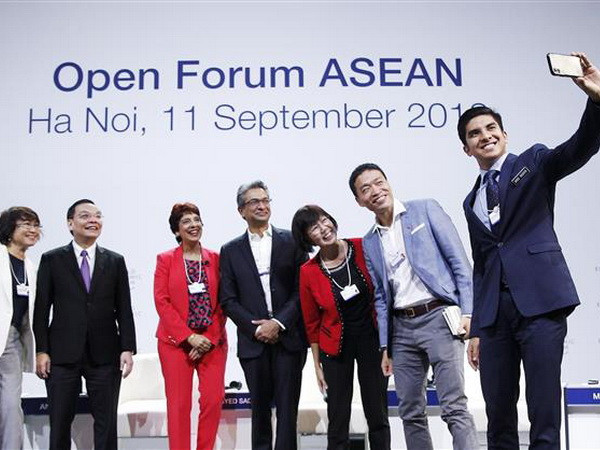 WEF ASEAN 2018: Cách mạng công nghiệp 4.0 tạo ra cơ hội cho giới trẻ ảnh 1