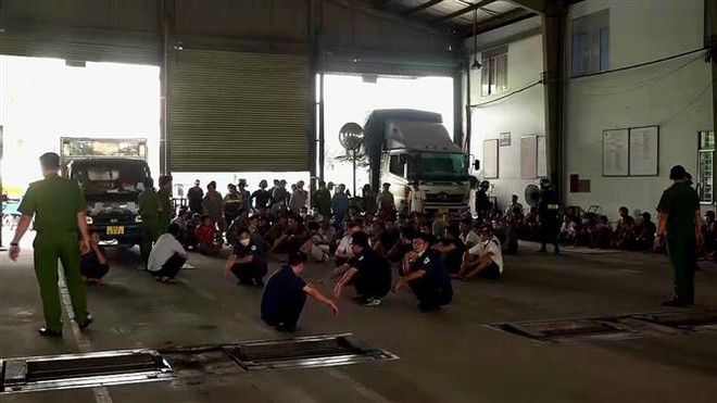 Vụ đưa hối lộ đăng kiểm tại TP. HCM: Thu lợi bất chính hơn 10 tỷ đồng ảnh 2