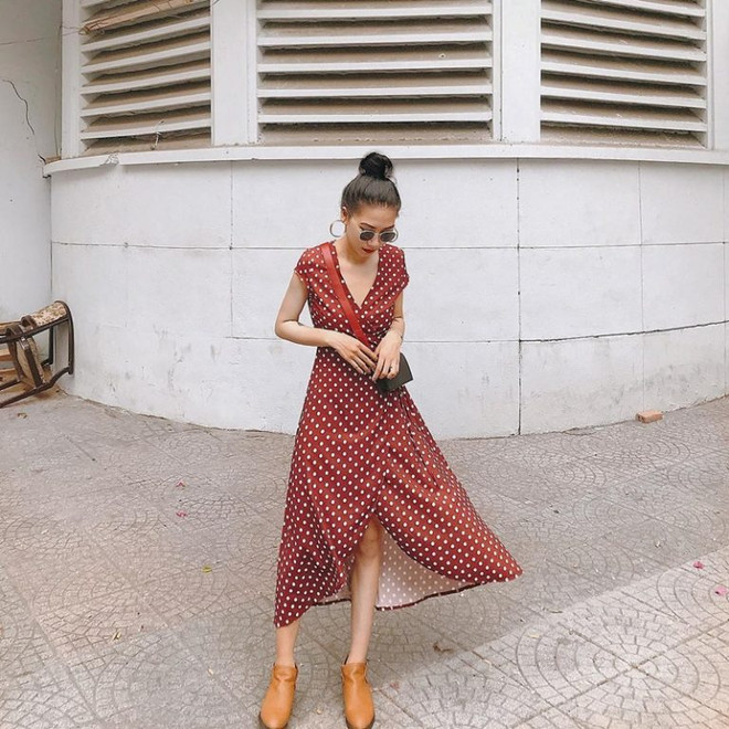 Quý cô thời trang Việt bùng nổ với phong cách street style tối giản ảnh 10