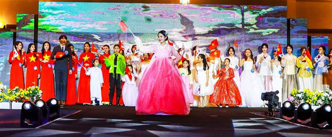 Giao lưu văn hóa Việt-Hàn giúp tăng cường hiểu biết giữa hai nước ảnh 2