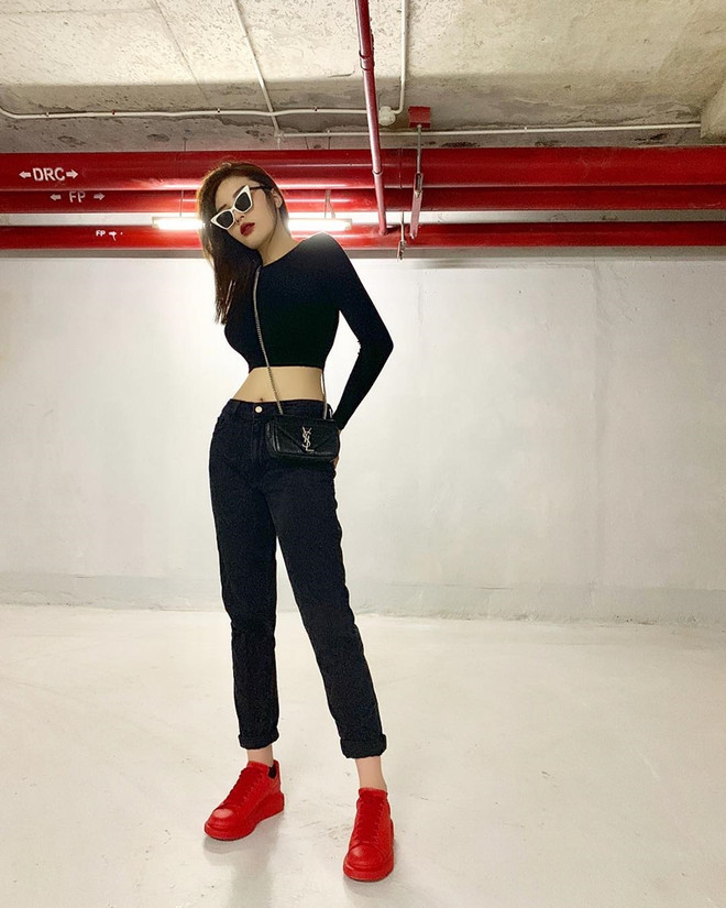 Thanh Hằng, Minh Hằng và loạt sao khoe street style cực “chất” ảnh 8