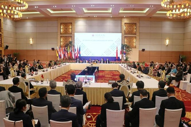 ASEAN và các đối tác trách nhiệm trong hợp tác, kiên trì với hòa bình ảnh 1
