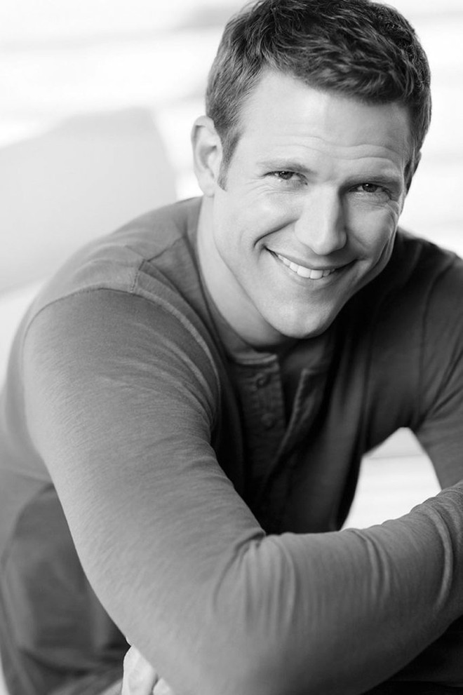 Đàn ông tuổi 40: “Tôi à? 18 tuổi kèm 22 năm kinh nghiệm sống” ảnh 2