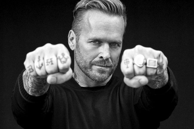 Đàn ông tuổi 40: “Tôi à? 18 tuổi kèm 22 năm kinh nghiệm sống” ảnh 7