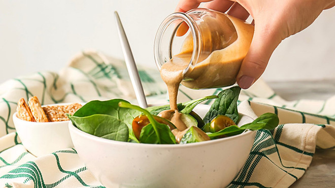 Mách nàng công sở mẹo làm salad ngon đúng chuẩn nhà hàng ảnh 7