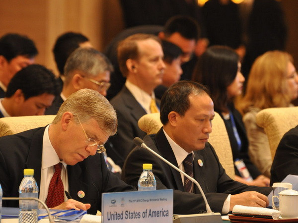 Việt Nam trình bày tham luận tại hội nghị bộ trưởng năng lượng APEC ảnh 1