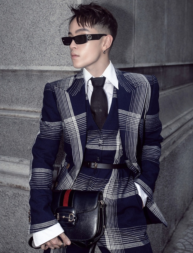 Fashionista Việt đồng loạt lên đồ xuống phố cực chất và sang chảnh ảnh 15