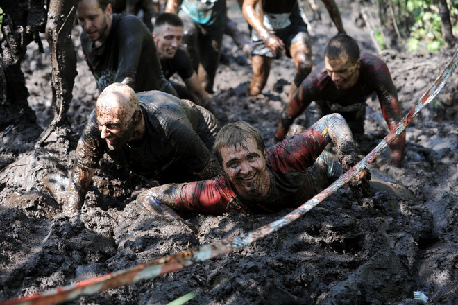 [Photo] Cuộc thi chạy đặc biệt qua rừng rậm và đầm lầy ảnh 2