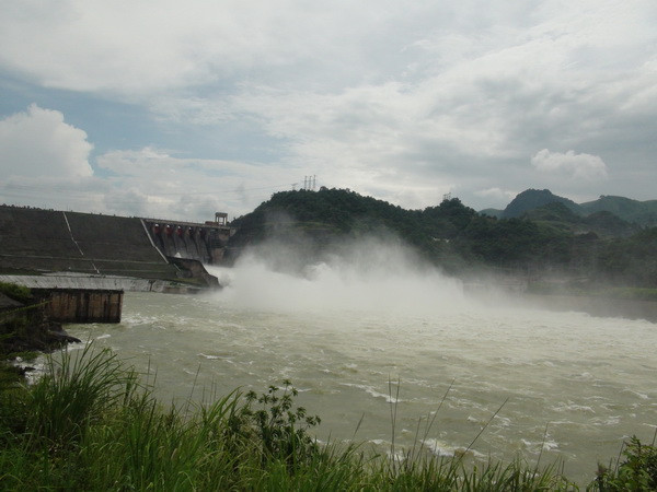 Xả đập kiểm soát lũ sông Cửu Long, vùng Tứ Giác Long Xuyên ảnh 1