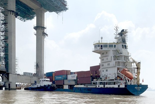 Kết luận thanh tra vụ tàu container đâm gãy cẩu tháp đang thi công ảnh 1